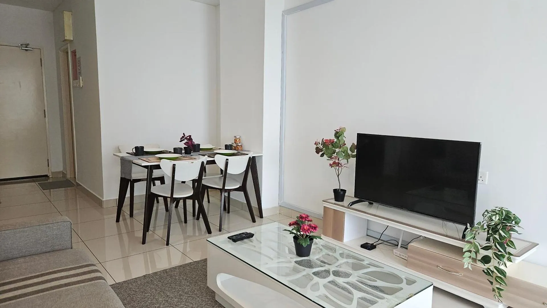Mansion One 22-11 Georgetown Apartment