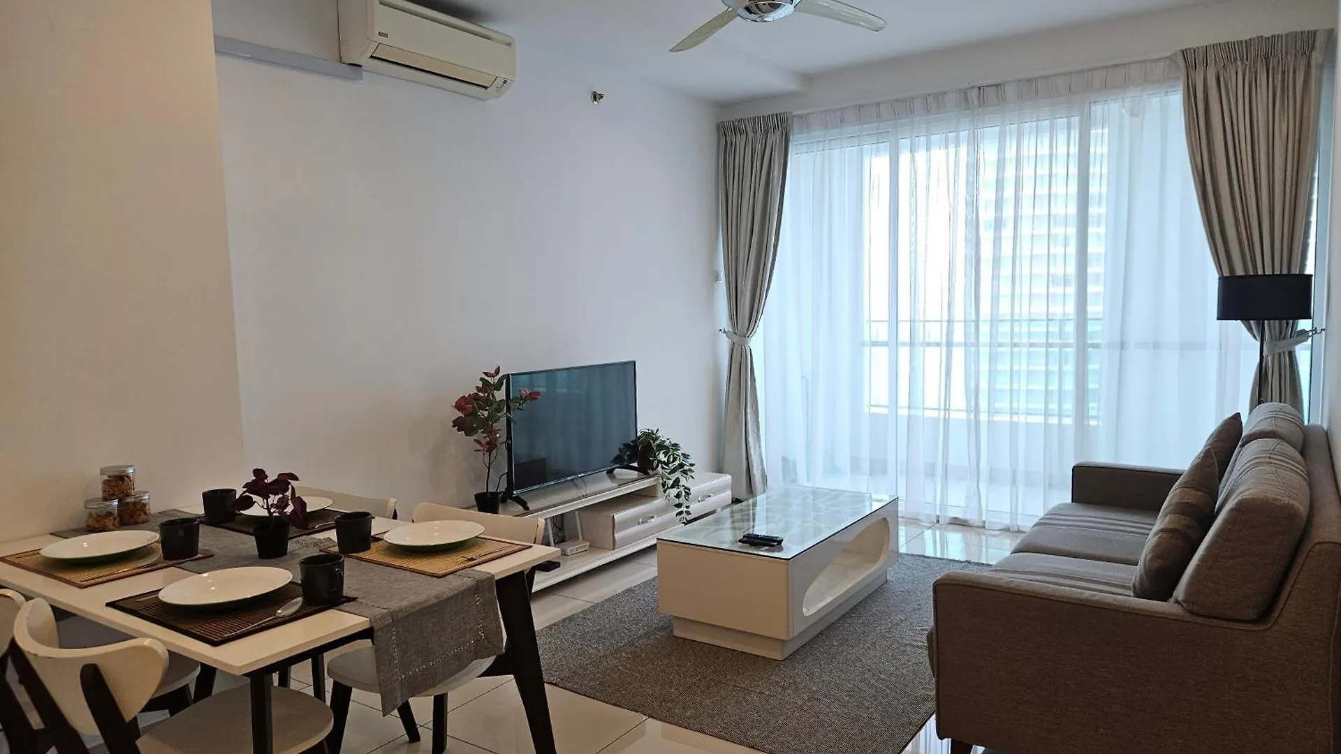 Mansion One 22-11 Georgetown Apartment George Town