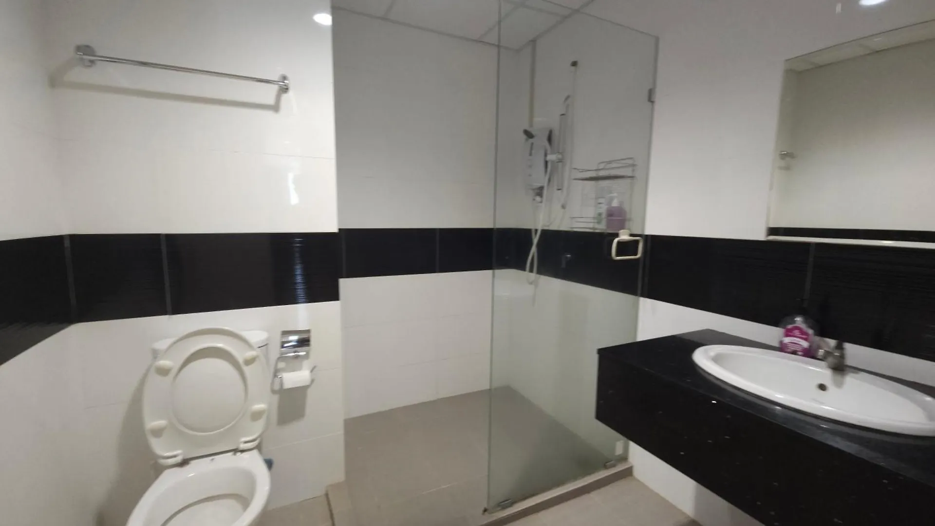 Mansion One 22-11 Georgetown Apartment 0*, George Town